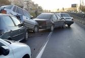 عکسی باور نکردنی از تصادف زنجیره ای 13 خودرو در همدان! 