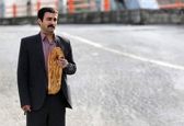 عکس:  ارسطو محو در عشقِ دختر محمود نقاش